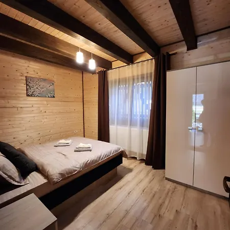 Cabană Creasta Craiului Zărneşti